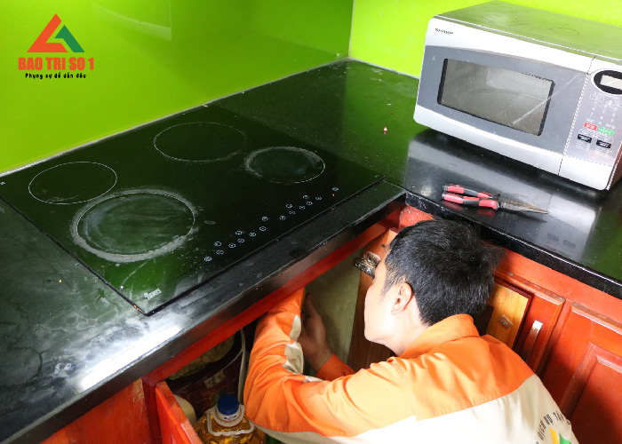 Dịch vụ sửa bếp từ tại Long Biên cam kết khắc phục lỗi nhanh