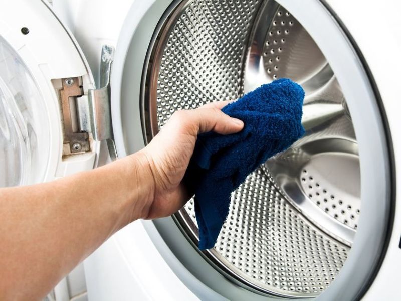 Cách vệ sinh máy giặt cửa ngang tại nhà hiệu quả 