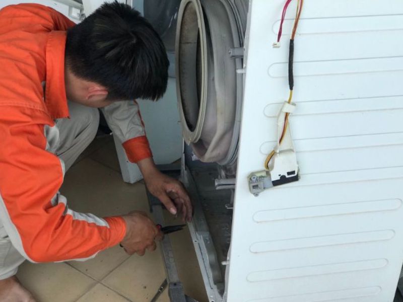 Cam kết dịch vụ sửa máy giặt rò điện tại nhà uy tín