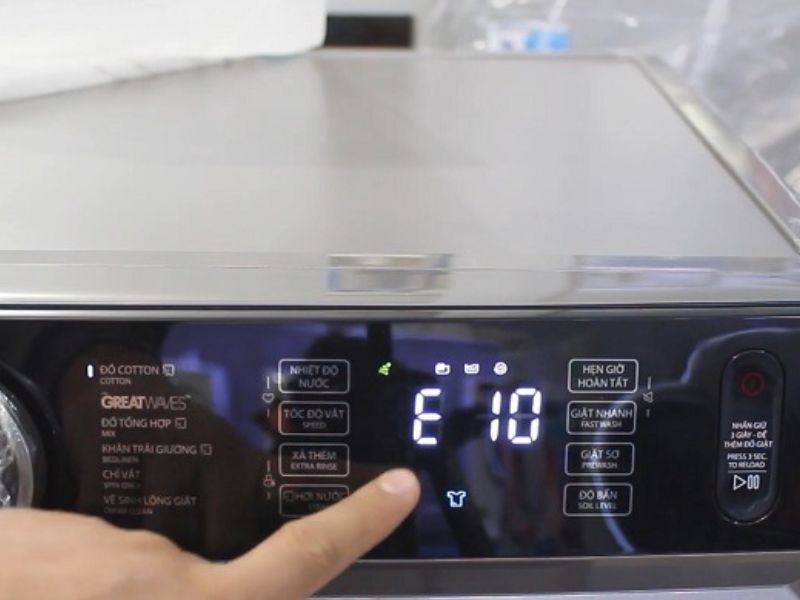 Dấu hiệu nhận biết lỗi E10 máy giặt Toshiba
