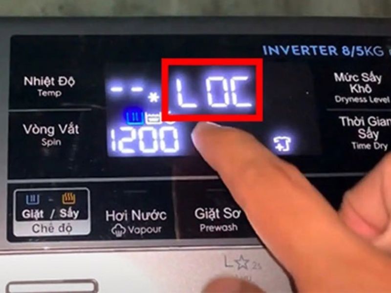 Dấu hiệu nhận biết máy giặt Electrolux báo lỗi LOC