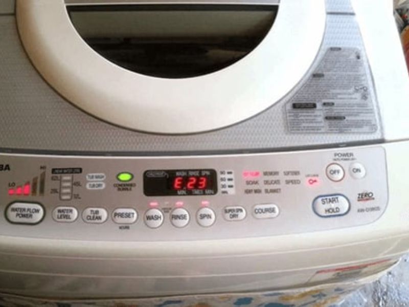 Dấu hiệu nhận biết máy giặt Toshiba báo lỗi E23