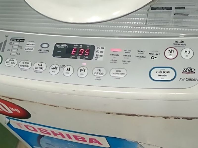 Dấu hiệu nhận biết máy giặt Toshiba lỗi E95