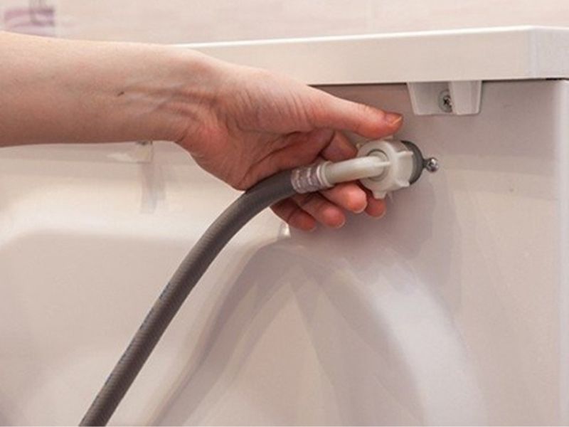 Lý do cần lắp đúng vòi cấp nước cho máy giặt