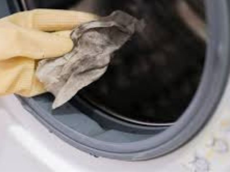 Thời gian định kỳ vệ sinh máy giặt Aqua